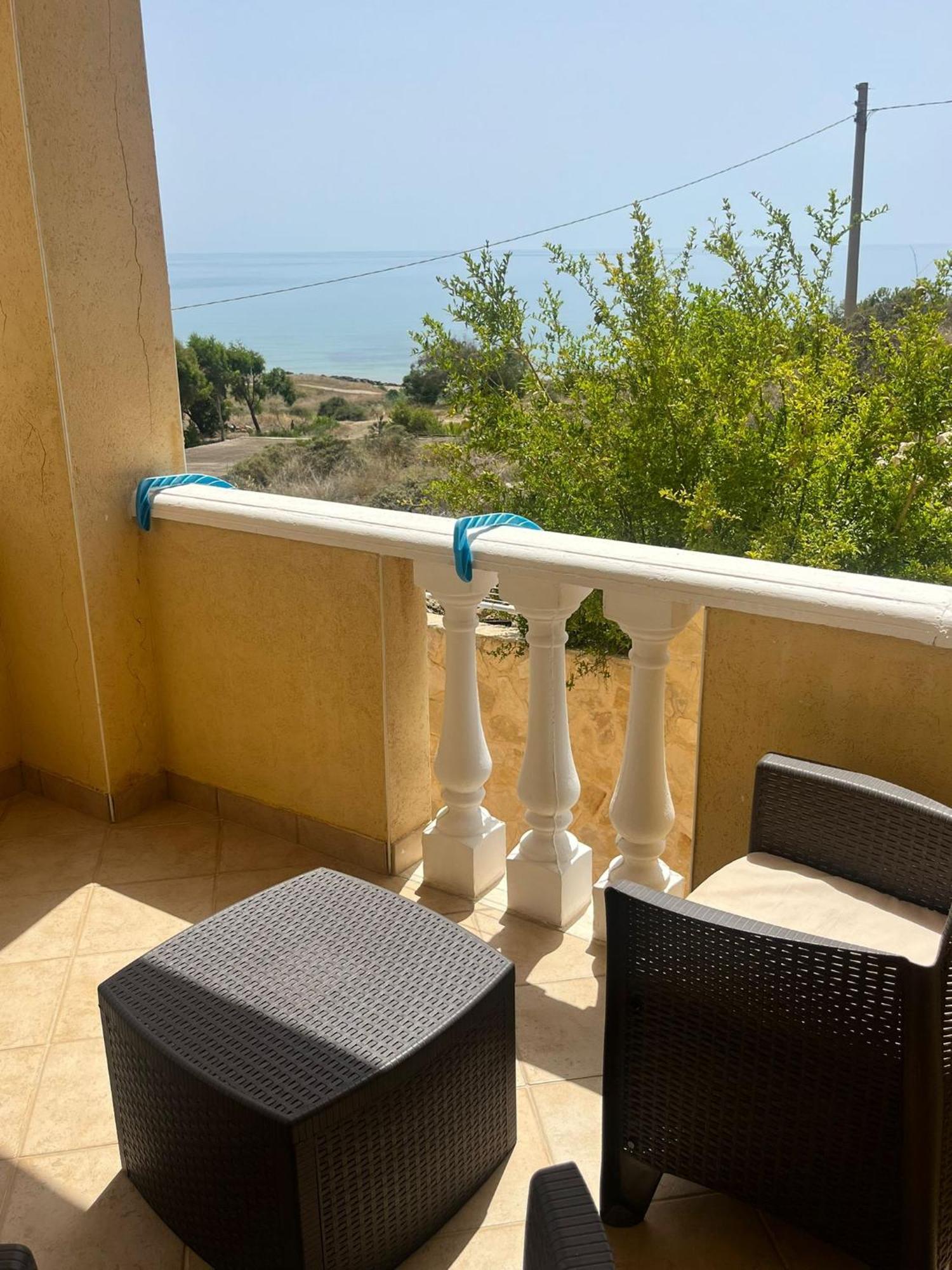 Al Faro Bed & Breakfast Реалмонте Екстериор снимка