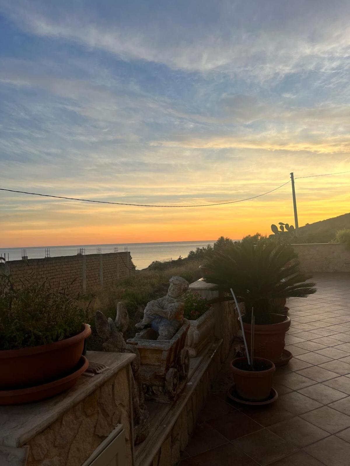 Al Faro Bed & Breakfast Реалмонте Екстериор снимка